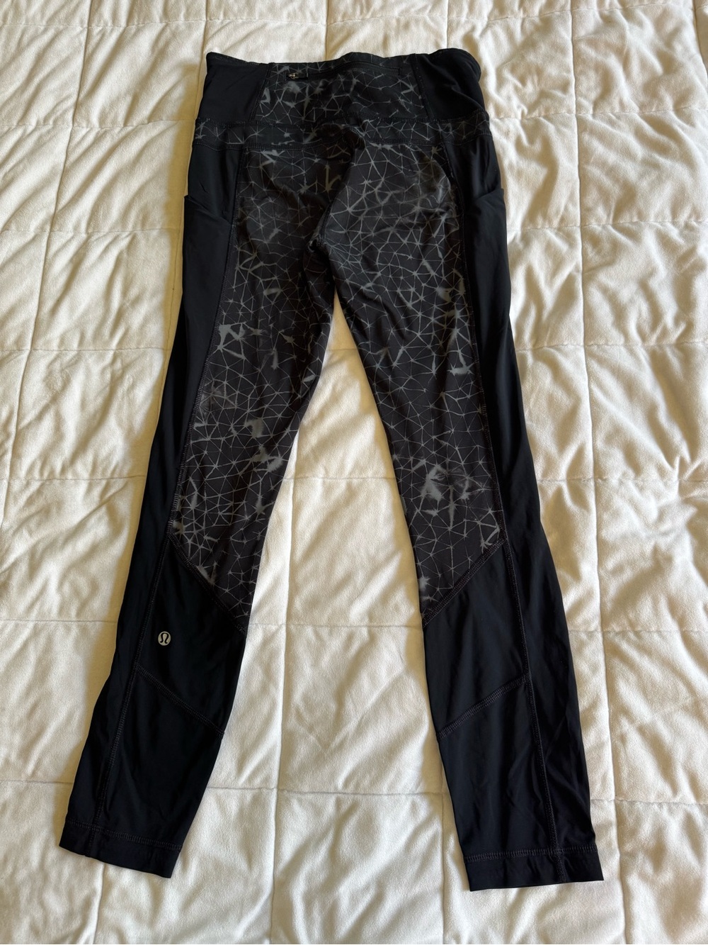 lululemon athletica Black & Gray Geometric Leggings